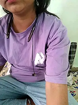 Kavya Rathore online show from November 4, 2025, 5:22 am