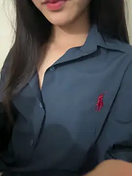 Snapshot of Desi_sara chatting on April 11, 2026, 3:58 am Desi sara online show from April 11, 2026, 3:58 am