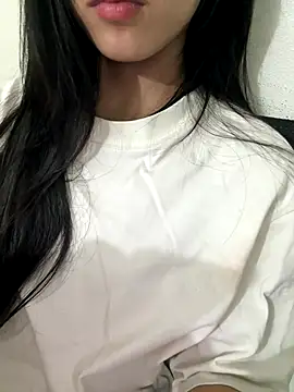 Snapshot of Desi_sara chatting on October 14, 2025, 2:50 pm Desi sara online show from October 14, 2025, 2:50 pm