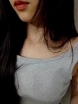 Snapshot of Desi_sara chatting on May 18, 2026, 4:01 am Desi sara online show from May 18, 2026, 4:01 am