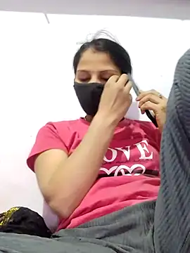 Snapshot of poojam93 chatting on November 6, 2025, 3:16 pm poojam93 online show from November 6, 2025, 3:16 pm