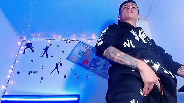 Snapshot of pitersonntt chatting on March 22, 2026, 3:21 am pitersonntt online show from March 22, 2026, 3:21 am