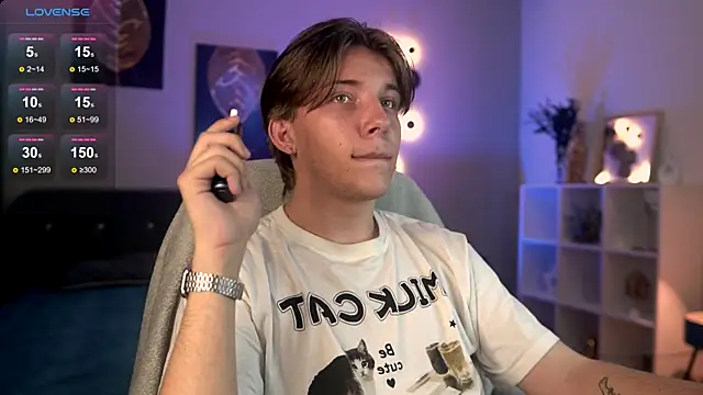 Snapshot of Robby_Manson chatting on September 30, 2025, 1:28 pm Robby Manson online show from September 30, 2025, 1:28 pm