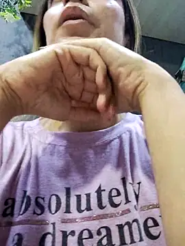 CristalHeart  online show from October 28, 2025, 12:11 am