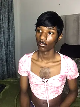 Trans fairy online show from September 24, 2025, 6:14 pm