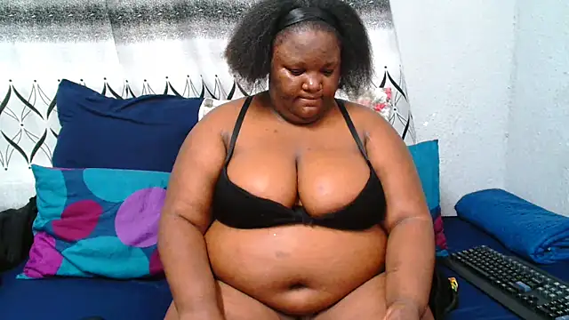 ChubbyBoobsxxx online show from May 17, 2026, 6:13 am