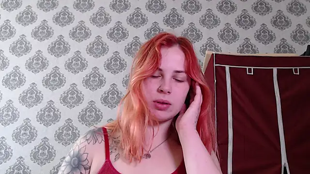 Snapshot of Alismoona chatting on April 7, 2026, 8:16 am Alismoona online show from April 7, 2026, 8:16 am