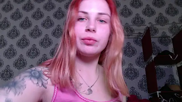 Snapshot of Alismoona chatting on March 22, 2026, 4:30 pm Alismoona online show from March 22, 2026, 4:30 pm