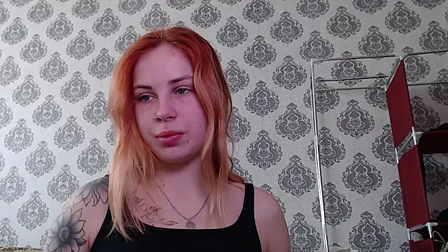 Snapshot of Alismoona chatting on March 23, 2026, 8:25 am Alismoona online show from March 23, 2026, 8:25 am