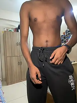 Snapshot of Lustking2406 chatting on October 5, 2025, 4:53 pm Lustking2406 online show from October 5, 2025, 4:53 pm