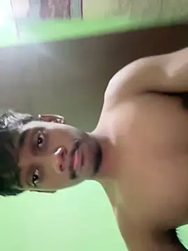 Snapshot of Lustking2406 chatting on December 21, 2025, 8:27 am Lustking2406 online show from December 21, 2025, 8:27 am