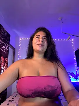 samanthahut1 online show from October 2, 2025, 3:15 pm