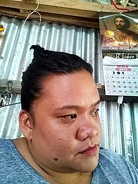 ChubbyMommy30 online show from May 11, 2026, 1:40 am
