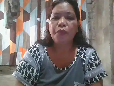 Snapshot of xxbernxxx chatting on December 15, 2025, 12:49 am xxbernxxx online show from December 15, 2025, 12:49 am