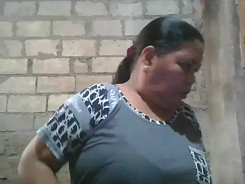 Snapshot of xxbernxxx chatting on September 27, 2025, 6:08 am xxbernxxx online show from September 27, 2025, 6:08 am