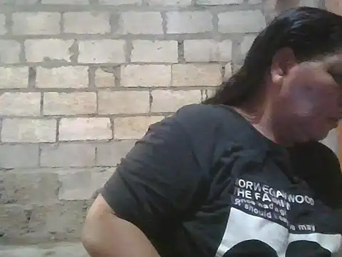 Snapshot of xxbernxxx chatting on September 25, 2025, 2:17 am xxbernxxx online show from September 25, 2025, 2:17 am