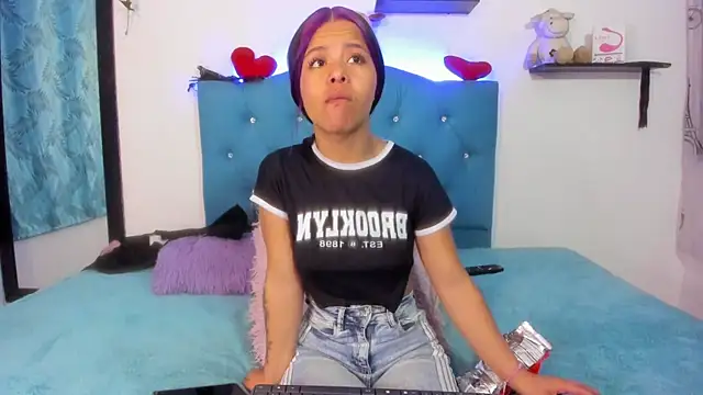 sandy ass 69 online show from November 19, 2025, 10:32 pm