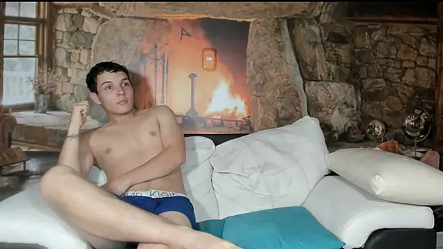 Snapshot of Aprovechame chatting on February 16, 2026, 3:38 am Aprovechame online show from February 16, 2026, 3:38 am