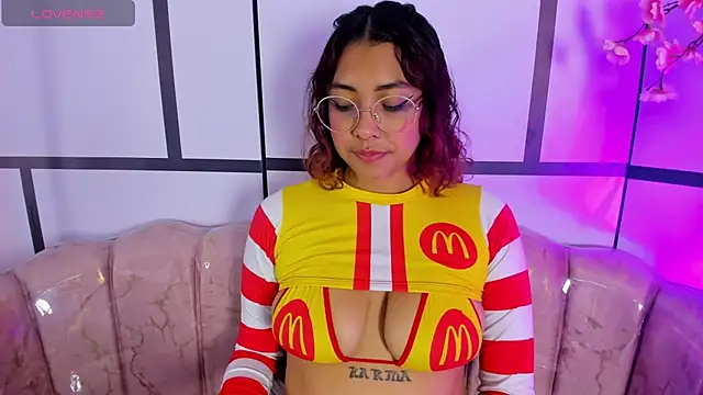 Snapshot of Olivejoness chatting on October 22, 2025, 5:07 am Olivejoness online show from October 22, 2025, 5:07 am