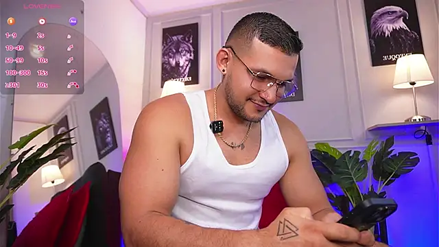 Snapshot of Marco_Vega chatting on May 11, 2026, 6:27 pm Marco Vega online show from May 11, 2026, 6:27 pm