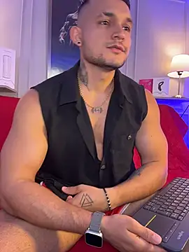 Snapshot of Marco_Vega chatting on December 5, 2025, 5:22 pm Marco Vega online show from December 5, 2025, 5:22 pm