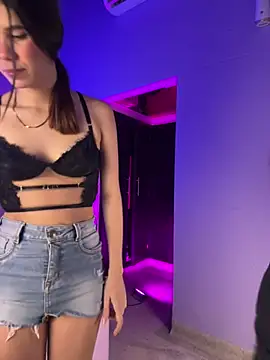 Snapshot of alejandrodolls chatting on February 13, 2026, 7:58 pm alejandrodolls online show from February 13, 2026, 7:58 pm