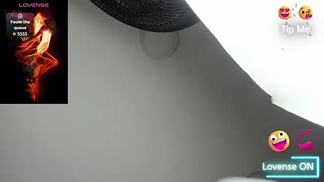 Snapshot of sweet__vanessa1 chatting on September 30, 2025, 3:34 am sweet vanessa1 online show from September 30, 2025, 3:34 am