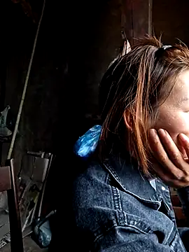 Snapshot of ngocngoc_cute chatting on December 4, 2025, 1:26 am ngocngoc cute online show from December 4, 2025, 1:26 am