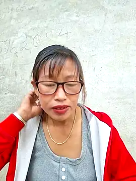 Snapshot of ngocngoc_cute chatting on October 13, 2025, 2:02 am ngocngoc cute online show from October 13, 2025, 2:02 am