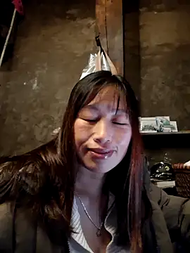 Snapshot of ngocngoc_cute chatting on November 18, 2025, 2:31 pm ngocngoc cute online show from November 18, 2025, 2:31 pm