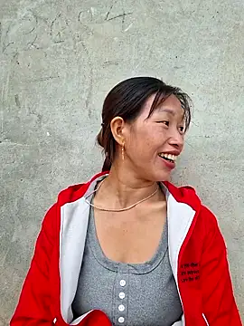 Snapshot of ngocngoc_cute chatting on October 14, 2025, 4:02 am ngocngoc cute online show from October 14, 2025, 4:02 am