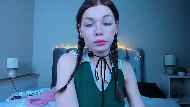 Snapshot of Blondy_Fina chatting on July 20, 2026, 4:53 am Blondy Fina online show from July 20, 2026, 4:53 am