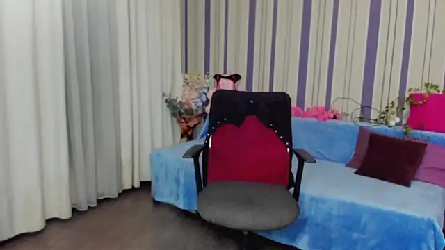 MilanaAlvis online show from October 18, 2025, 12:18 pm