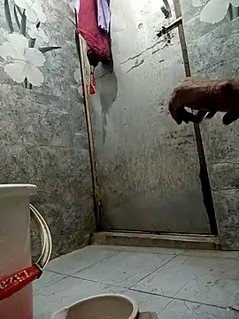 soni yhakur online show from October 10, 2025, 3:51 am