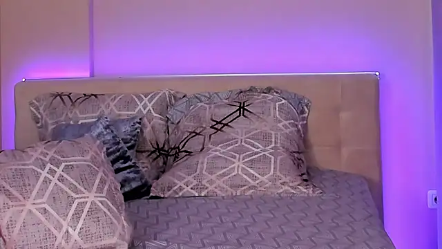 Emily Sheen online show from March 7, 2026, 1:05 pm