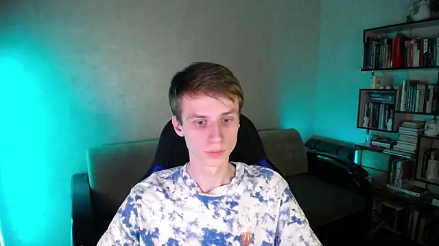 yes cute boy  online show from February 17, 2026, 6:16 pm