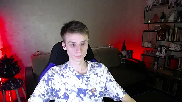 yes cute boy  online show from January 8, 2026, 9:21 pm