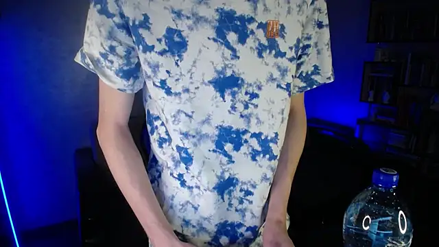 yes cute boy  online show from February 10, 2026, 2:05 pm