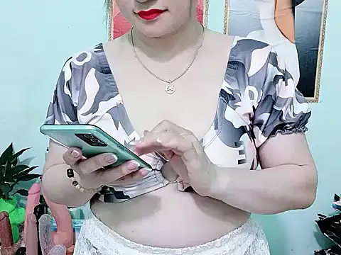 Snapshot of Spa-LinhLinh chatting on May 14, 2026, 7:16 am Spa-LinhLinh online show from May 14, 2026, 7:16 am