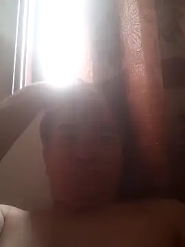 Snapshot of Brongiep chatting on November 12, 2025, 4:49 am Brongiep online show from November 12, 2025, 4:49 am