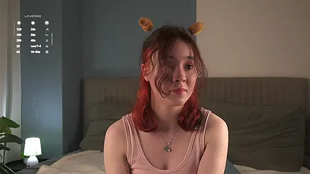 Snapshot of AlbertaClack chatting on September 9, 2025, 11:19 am AlbertaClack online show from September 9, 2025, 11:19 am