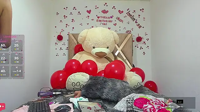 Sofia Dg online show from September 8, 2025, 7:24 pm