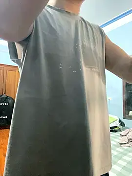 Snapshot of lahungdj12 chatting on January 17, 2026, 8:18 am lahungdj12 online show from January 17, 2026, 8:18 am