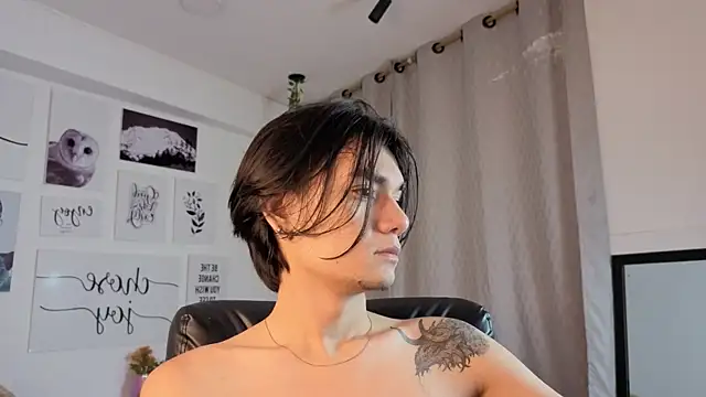 Snapshot of davoxer chatting on December 4, 2025, 4:11 am davoxer online show from December 4, 2025, 4:11 am