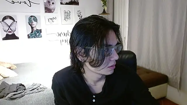 Snapshot of davoxer chatting on November 15, 2025, 3:43 am davoxer online show from November 15, 2025, 3:43 am