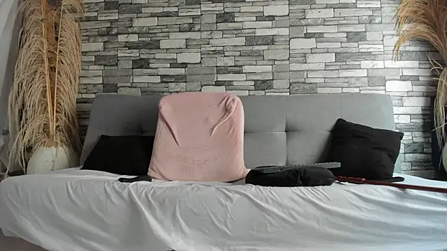 Masterblue hot online show from September 17, 2025, 2:19 pm