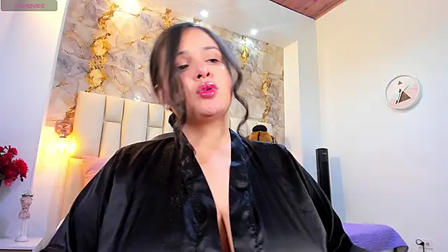 cloe galee online show from February 6, 2026, 5:14 am