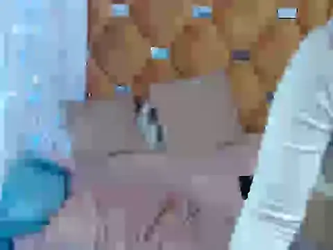 CATTALINAHOT online show from April 6, 2026, 2:51 am