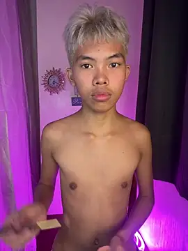 Snapshot of urcumjp chatting on December 18, 2025, 9:03 am urcumjp online show from December 18, 2025, 9:03 am