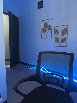 Snapshot of urcumjp chatting on January 6, 2026, 5:17 pm urcumjp online show from January 6, 2026, 5:17 pm